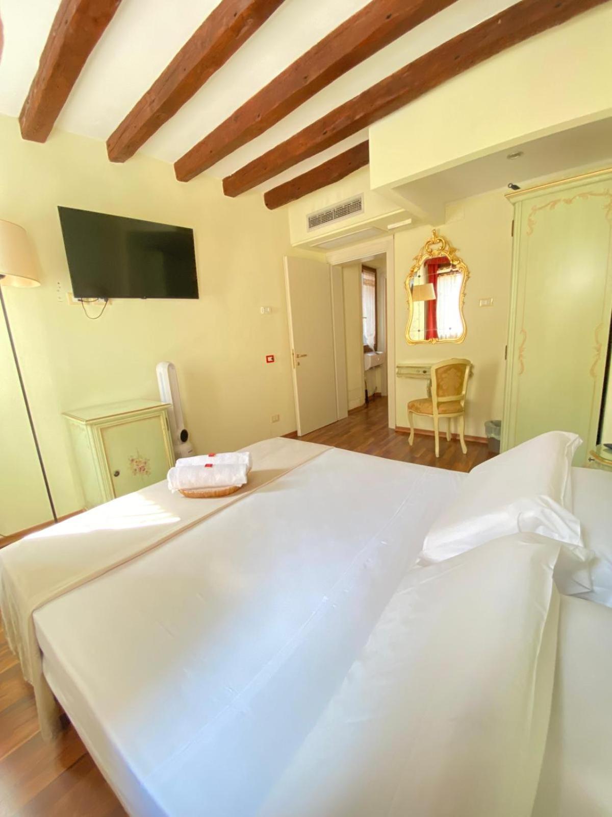 Casa Vacanze Angolo 'Sconto Venice Exterior photo